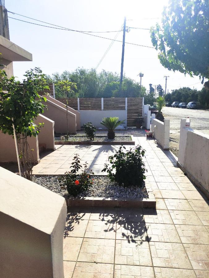 #4 Giorgos & Chara Apartments Nea Kydonia Екстериор снимка